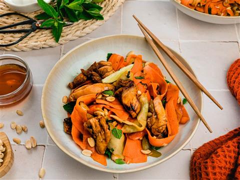 Salade laotienne au poulet